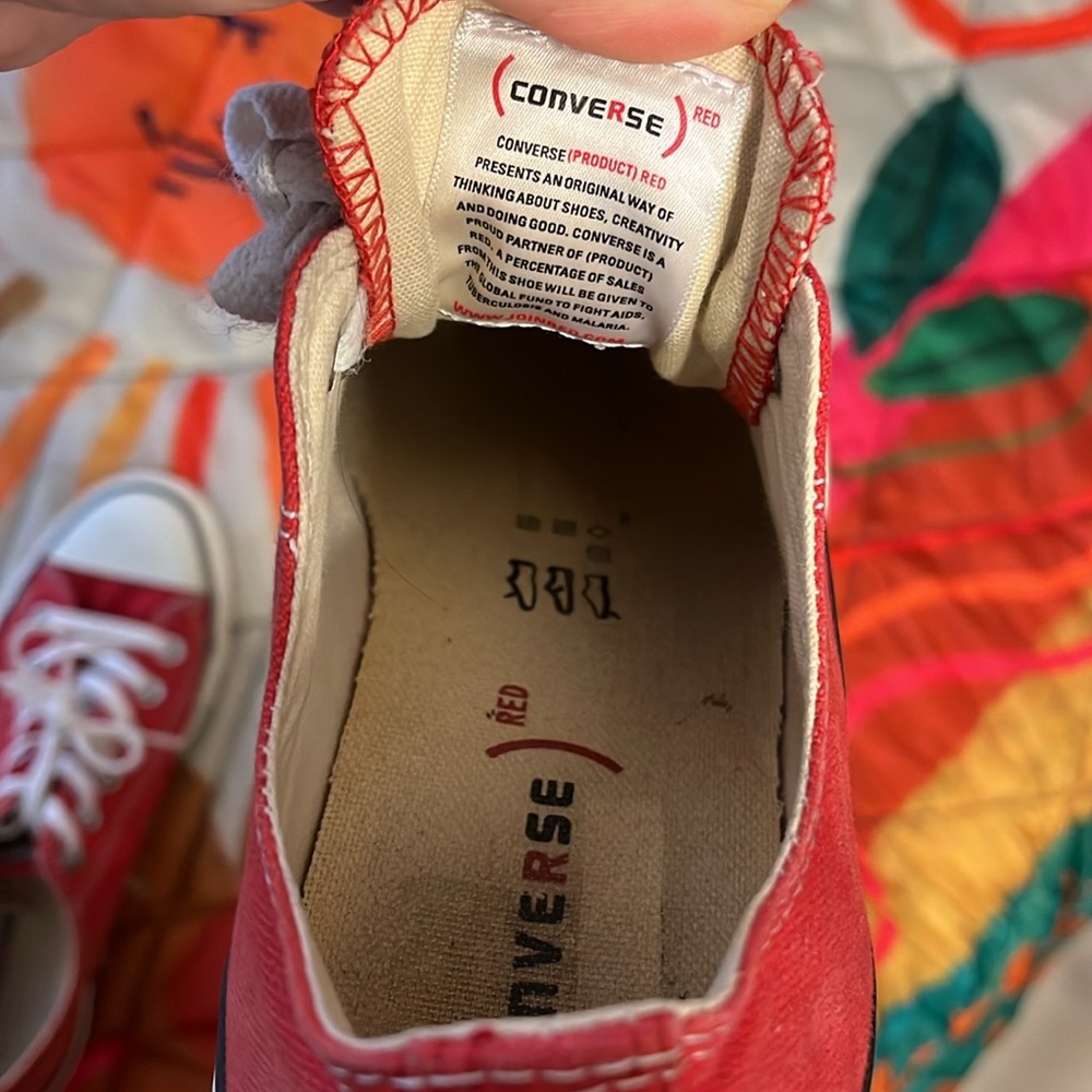 Low Top Converse - Picture 3 of 8